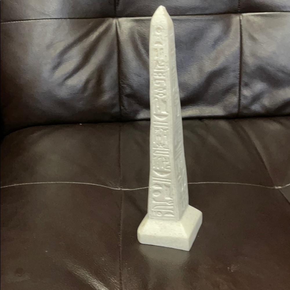 Ancient Egyptian Needle Decor
